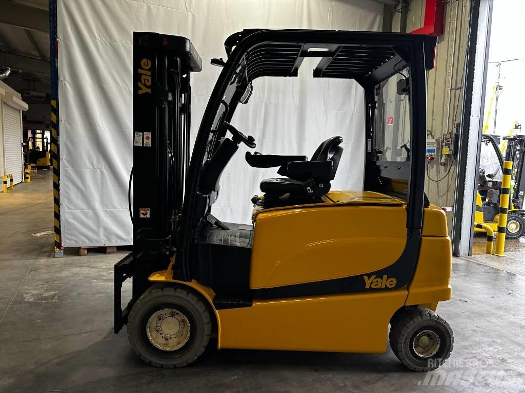 Yale ERP30VL Wózki elektryczne
