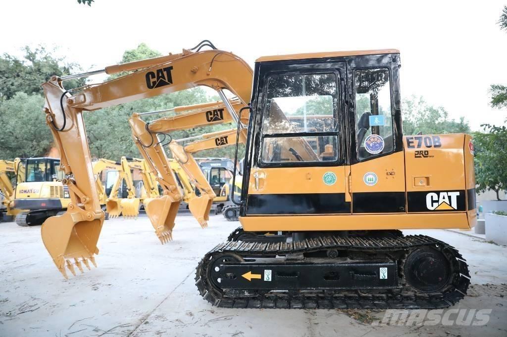 CAT E 70 B Minikoparki
