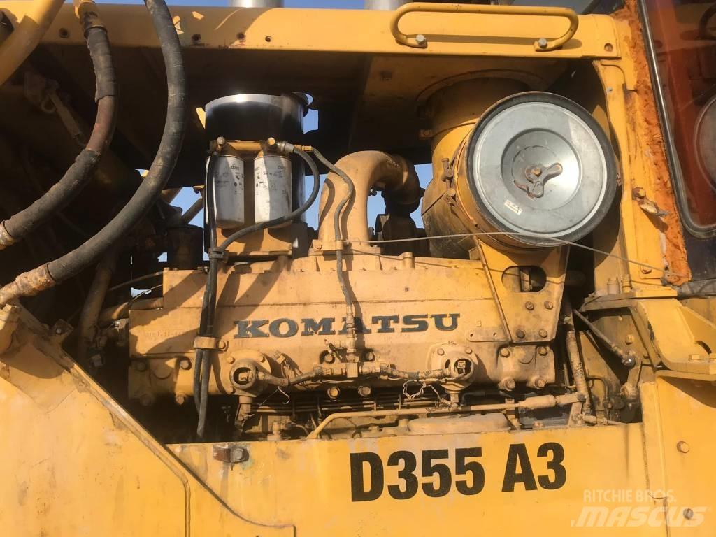 Komatsu D355A-3 Spycharki gąsienicowe