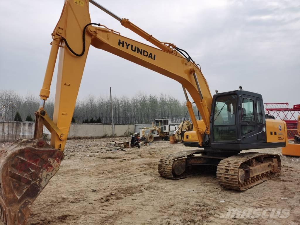 Hyundai R225LC-7 Koparki gąsienicowe