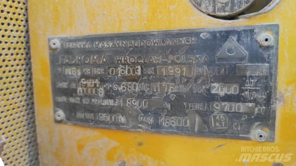  FADROMA NBS Ładowarki kołowe