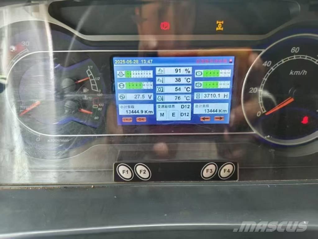 Sany SAC2600C8 Żurawie szosowo-terenowe