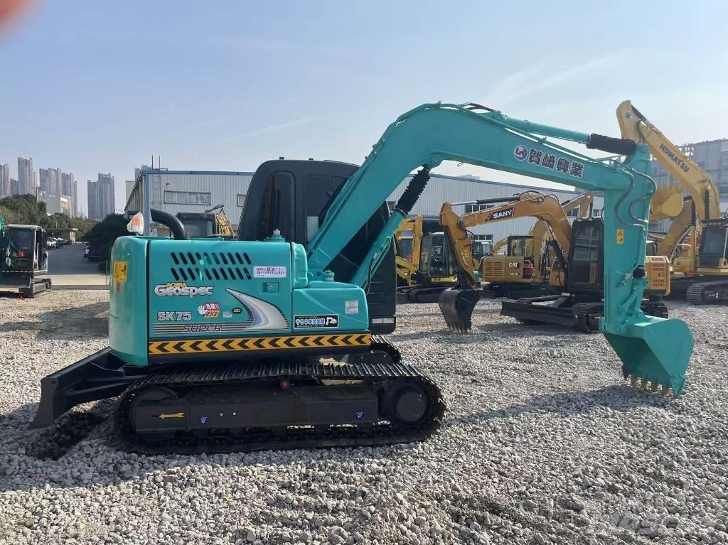 Kobelco SK 75 Koparki gąsienicowe