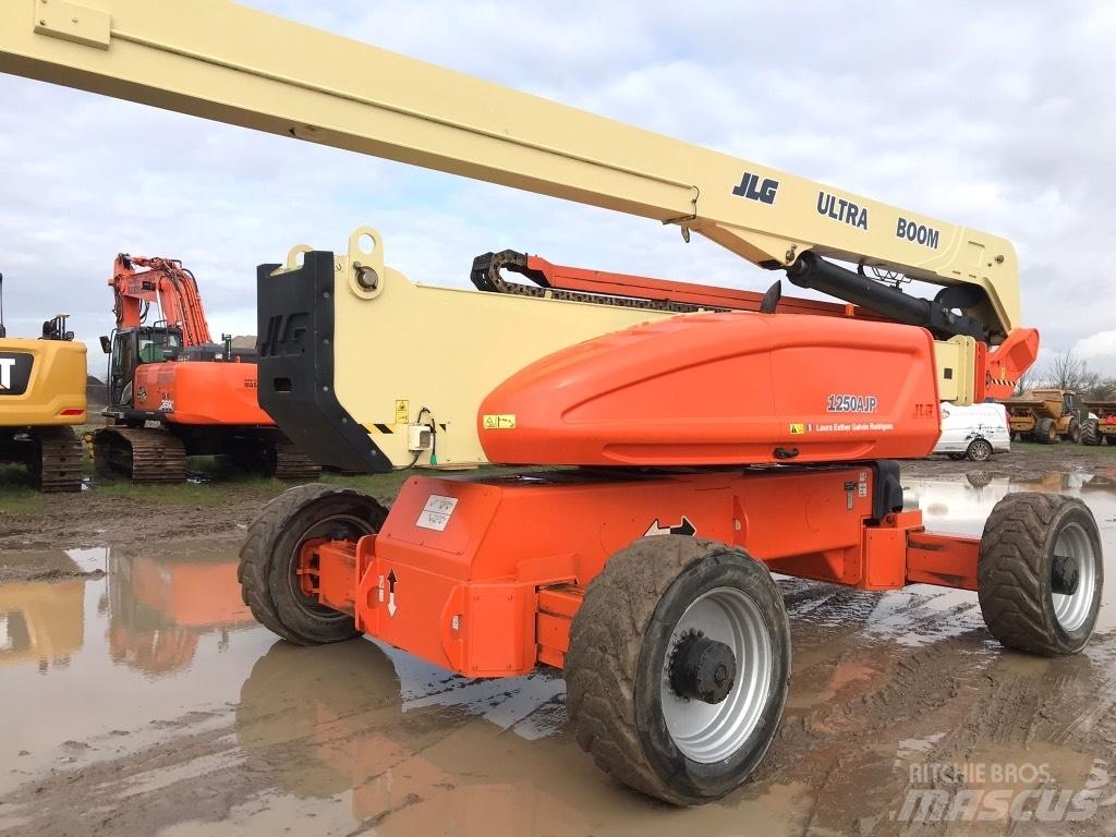 JLG 1250 AJP Podnośniki przegubowe