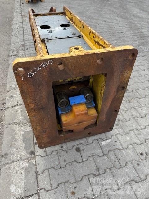 Soosan 140 Breaker Młoty hydrauliczne
