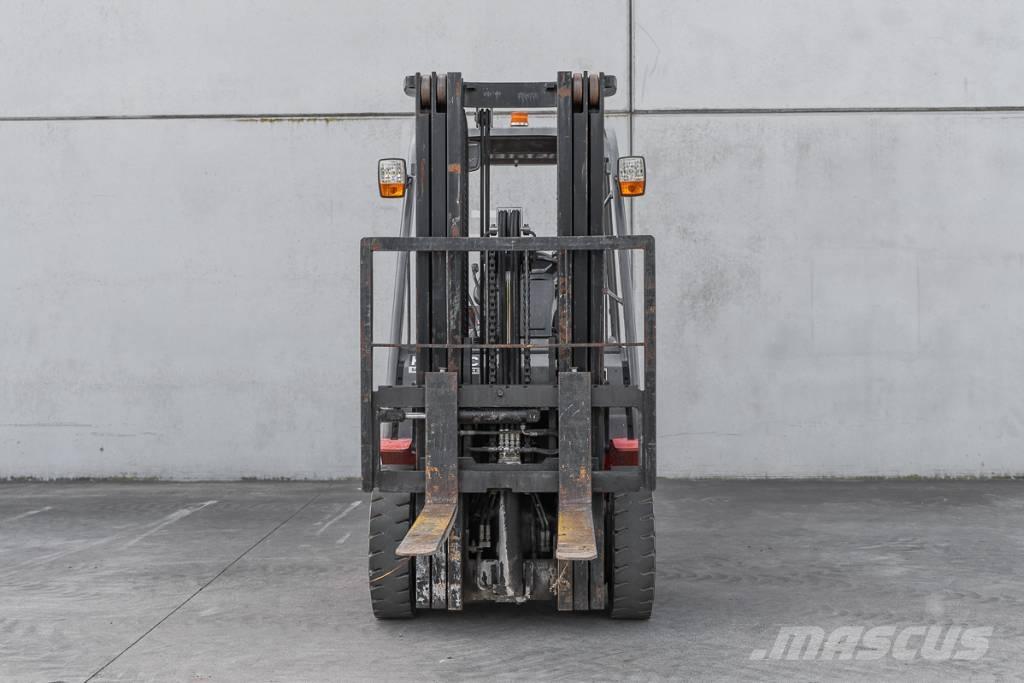 Manitou MI 25 D Wózki Diesla