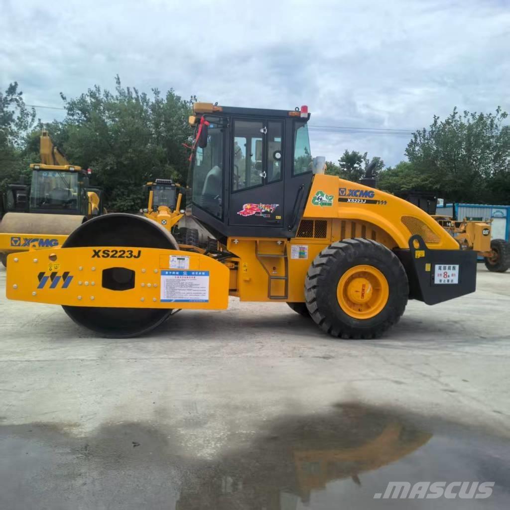 XCMG XS 223 J Walce jednobębnowe