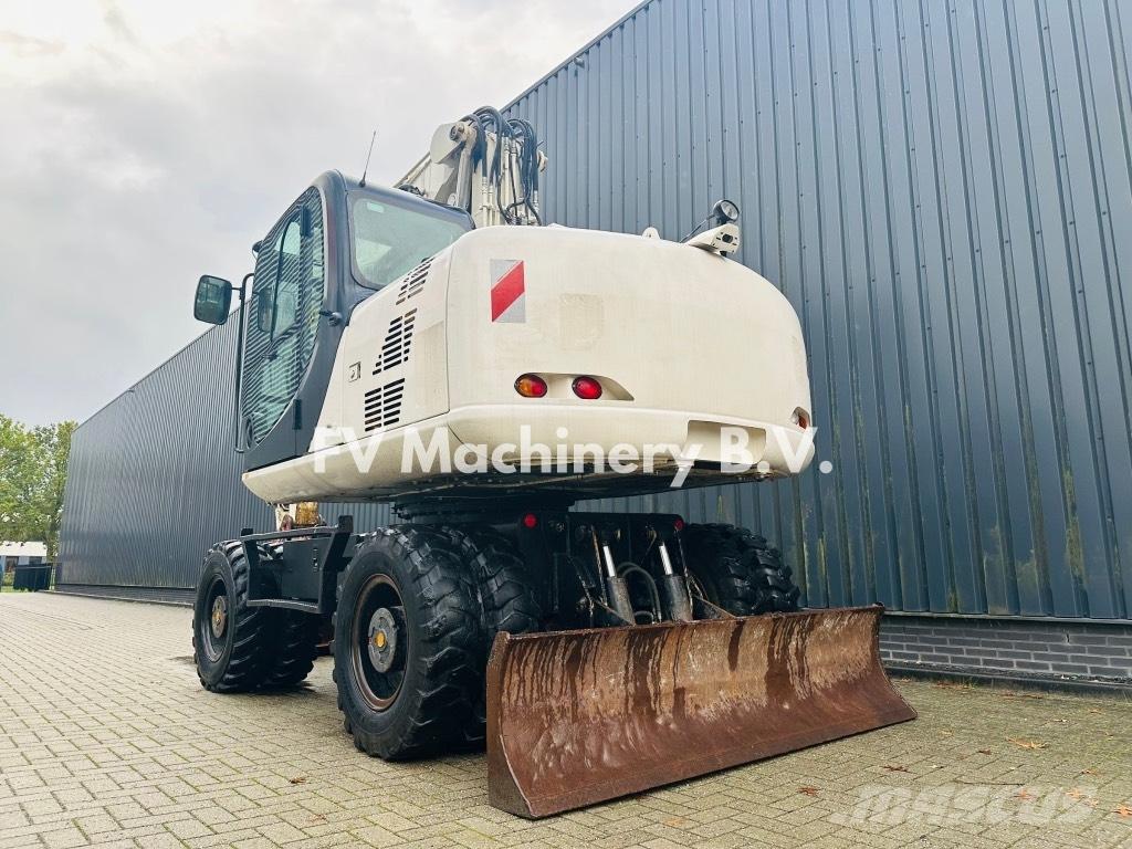 JCB JS 145 W Koparki kołowe