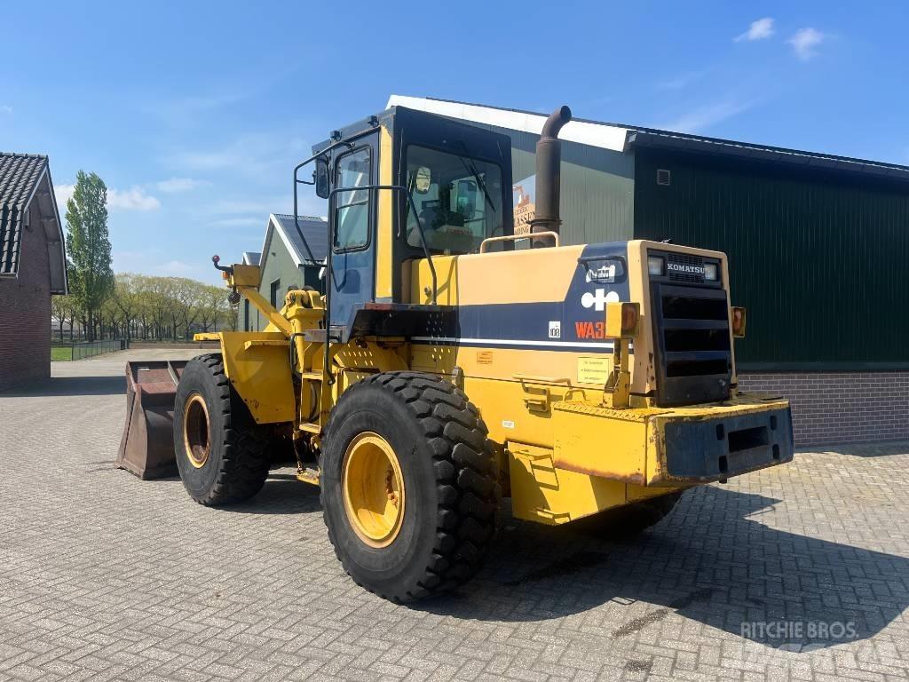 Komatsu WA 320-1 Ładowarki kołowe