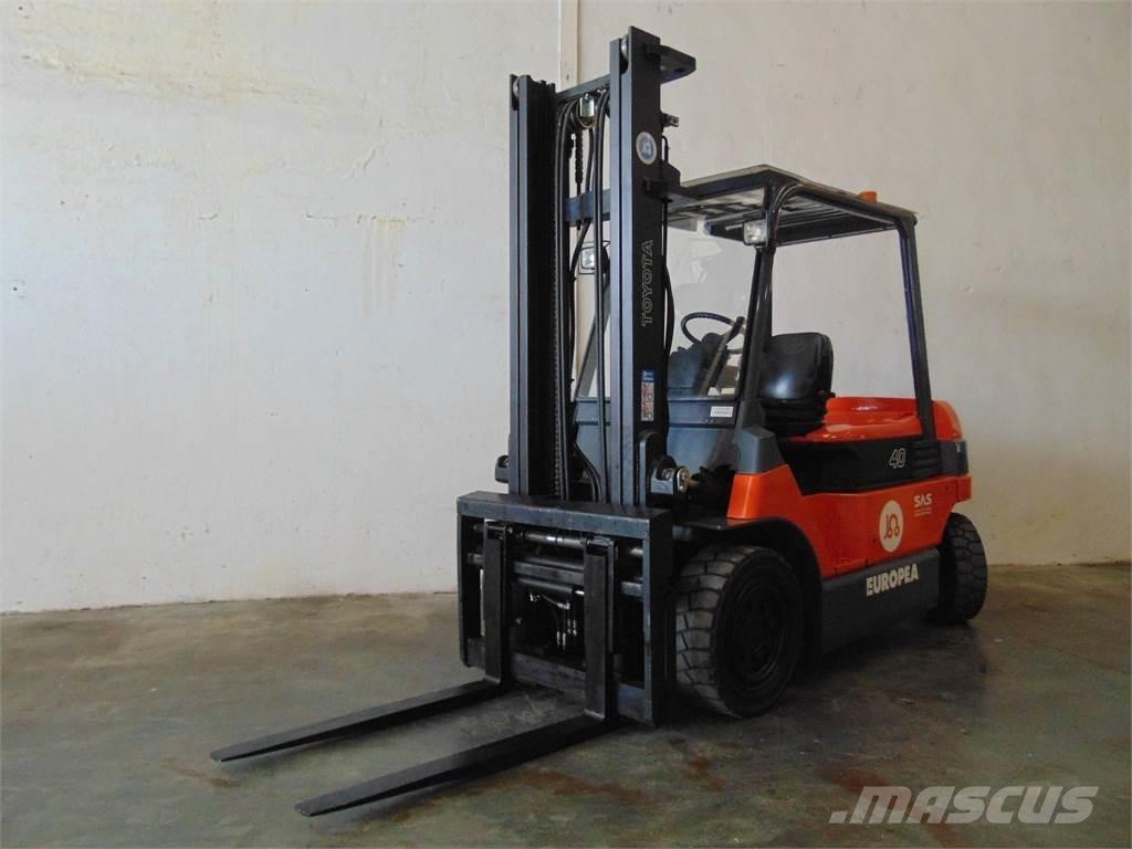 Toyota 7FBMF40 Wózki elektryczne