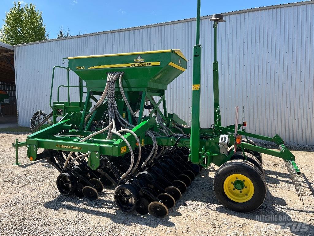 John Deere 750 A Siewniki
