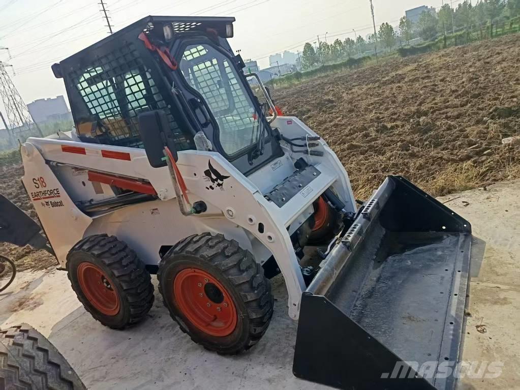 Bobcat S18 Ładowarki burtowe