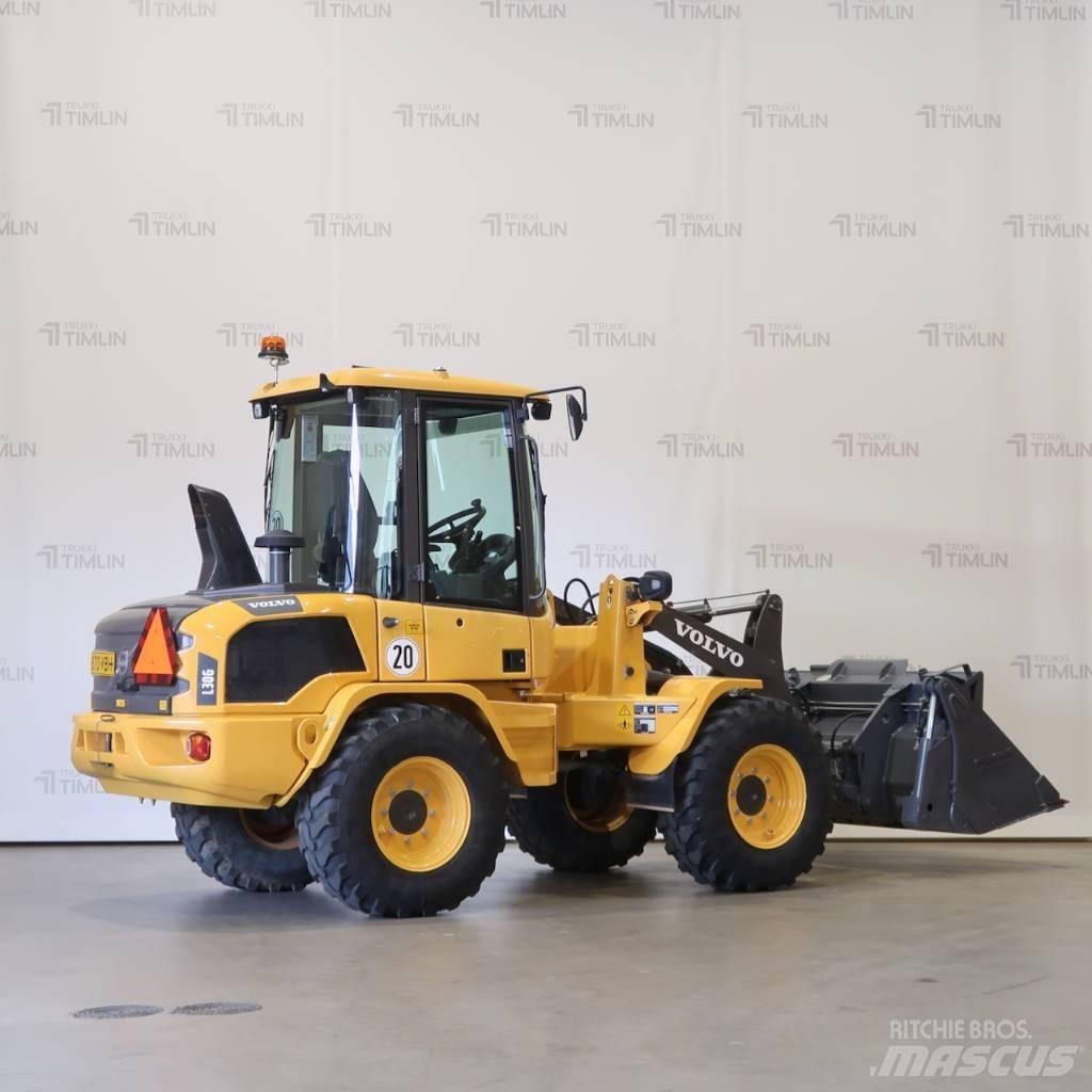Volvo L30G Ładowarki kołowe