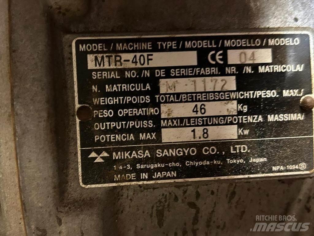 Mikasa MTR-40F Ubijaki wibracyjne