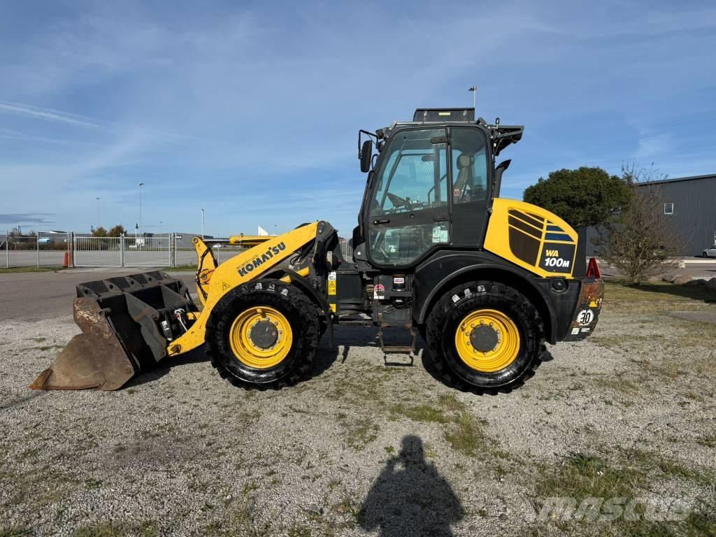 Komatsu WA 100M-7 Ładowarki kołowe