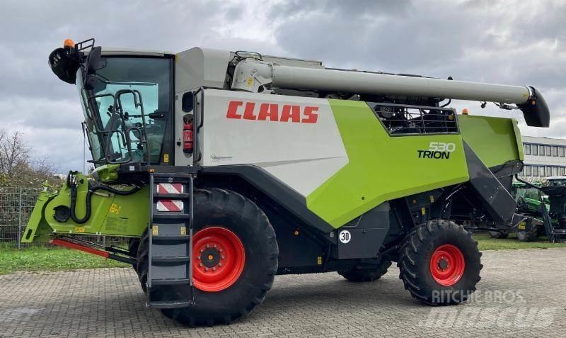 CLAAS TRION 530 Kombajny zbożowe
