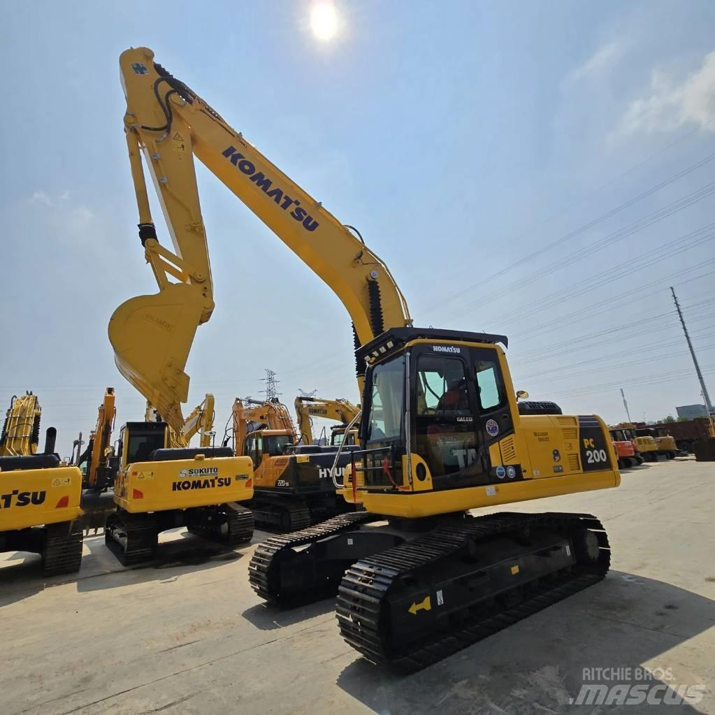 Komatsu PC 200-8 Koparki gąsienicowe