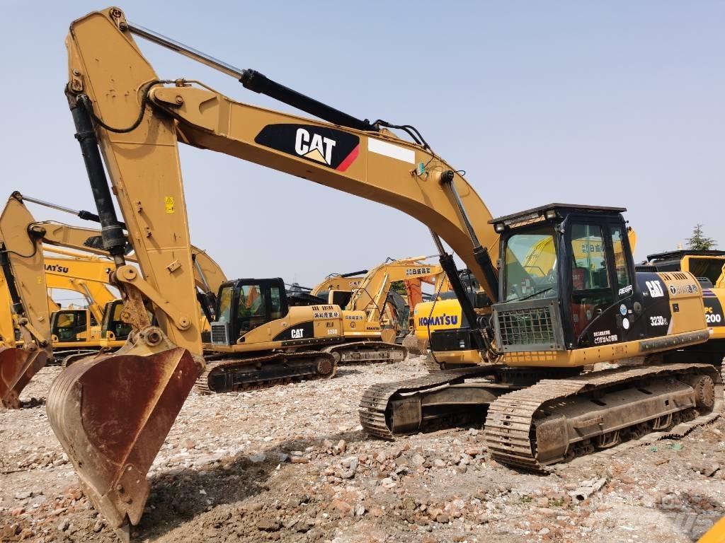CAT 323 D L Koparki gąsienicowe