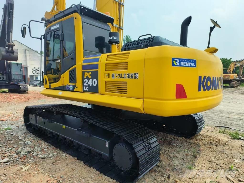 Komatsu PC 240-8 Midikoparki  7t - 12t
