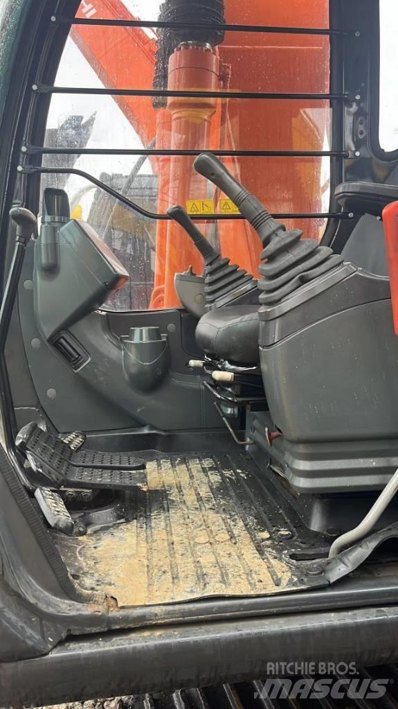 Hitachi ZX120 Koparki gąsienicowe