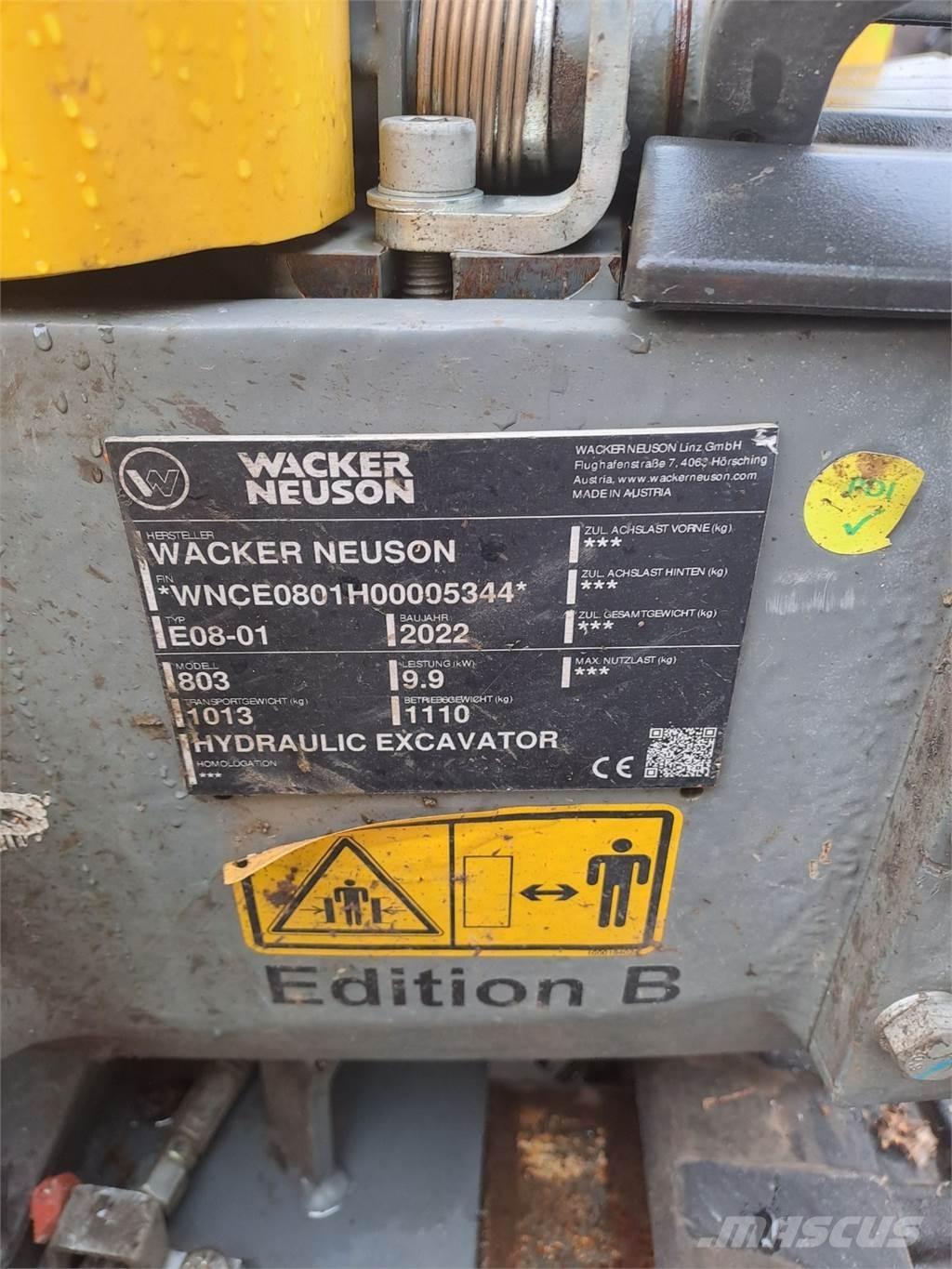 Wacker Neuson 803 Koparki gąsienicowe
