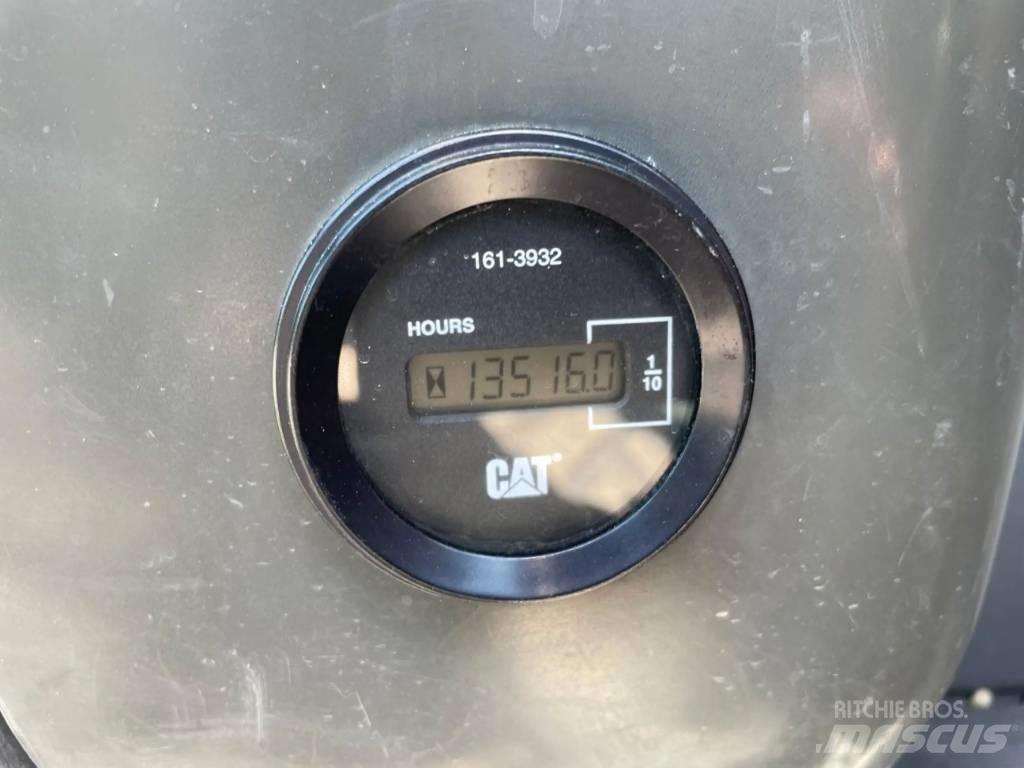 CAT 320D L Koparki gąsienicowe