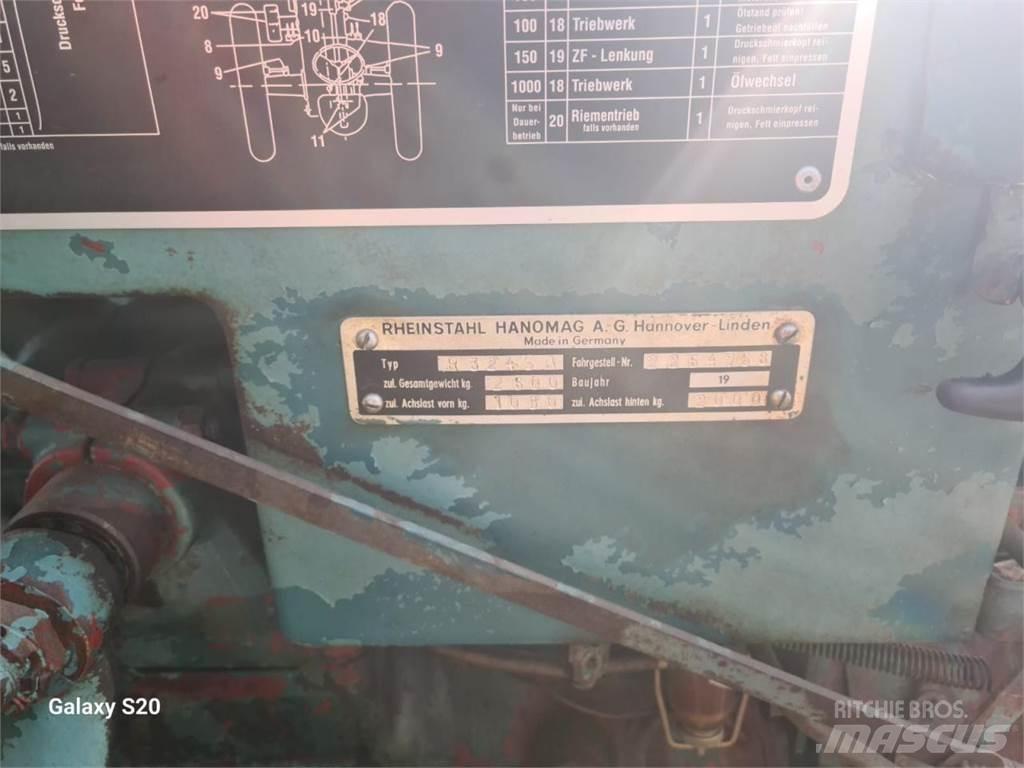 Hanomag R 324 SA Ciągniki rolnicze