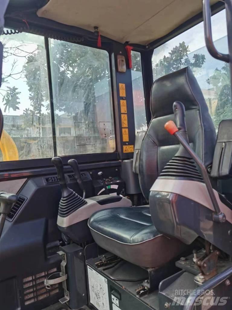 Komatsu PC 56 Minikoparki