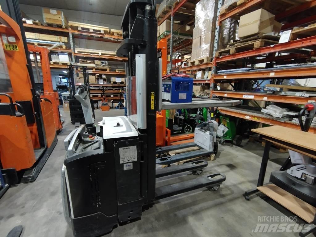 Rocla SP12ACI DF2900 Samojezdne maszyny do załadunku