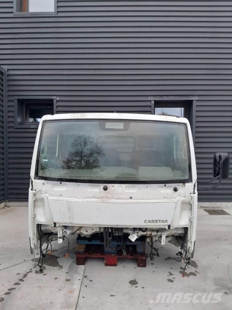 Nissan Cabstar Kabiny i wnętrze