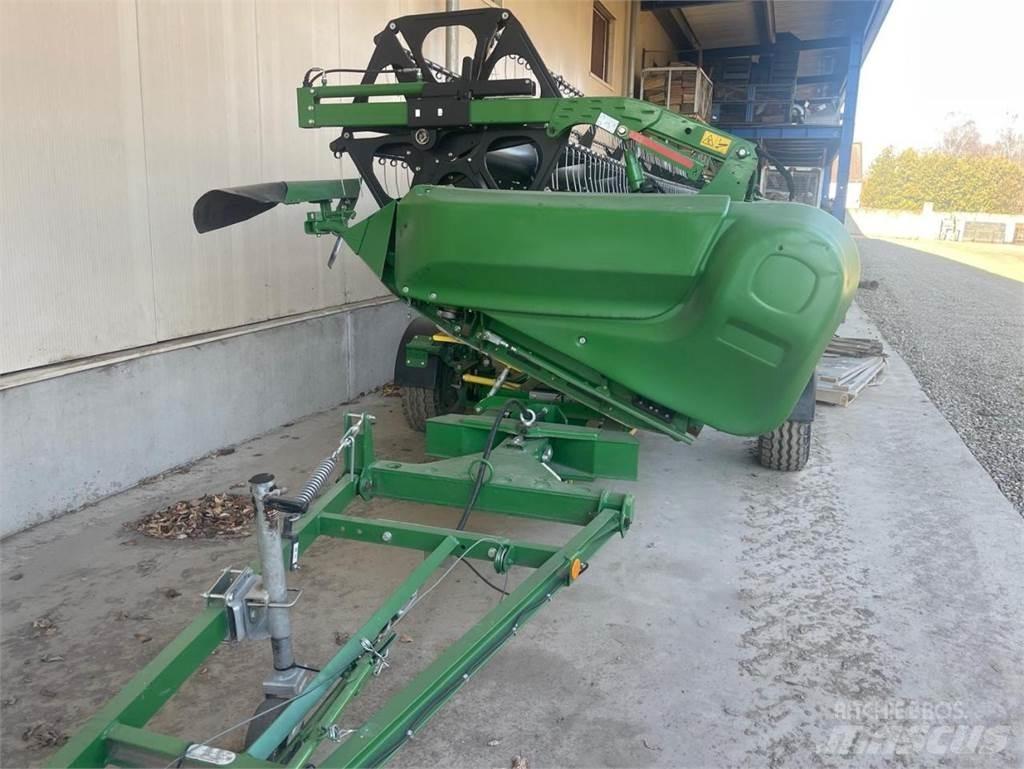 John Deere S690i Kombajny zbożowe