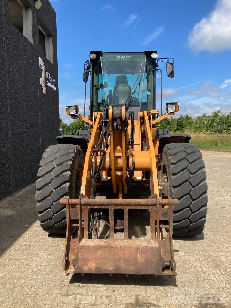 CASE 621 F XR Ładowarki kołowe