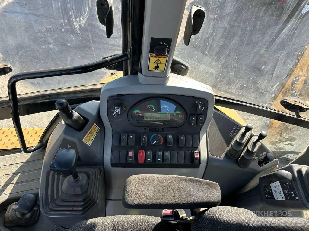 CAT 420F2 Koparko-ładowarki