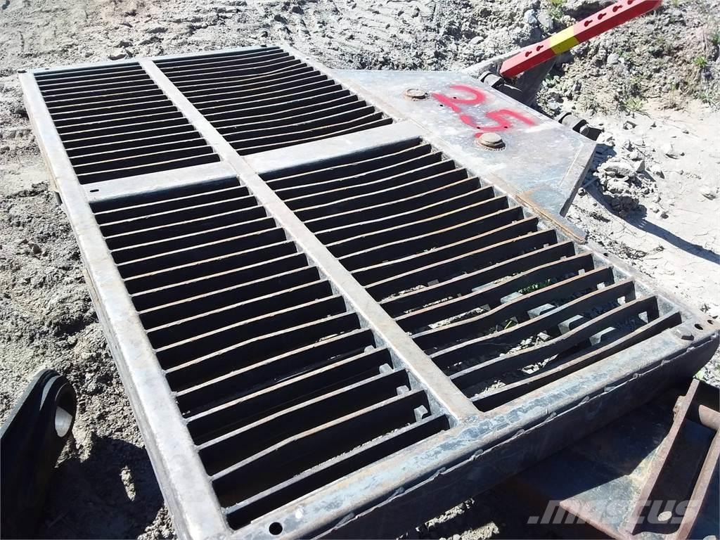 Valmet 840.3 Inne akcesoria