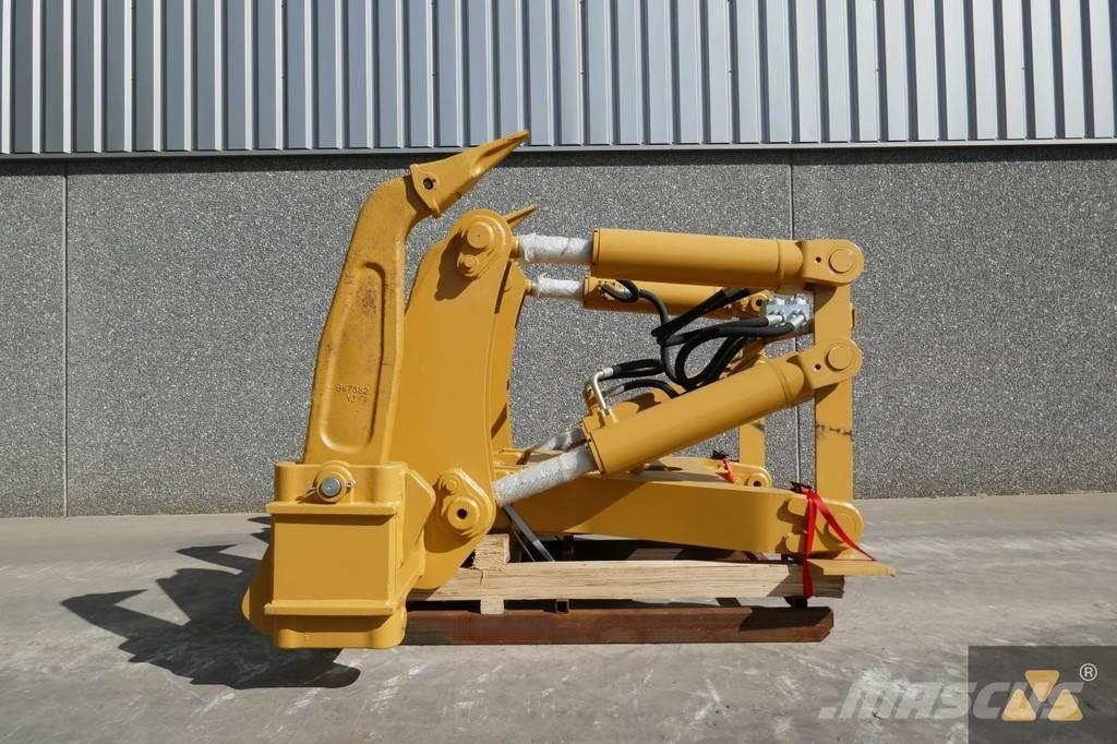 CAT D7E Ripper Inne akcesoria