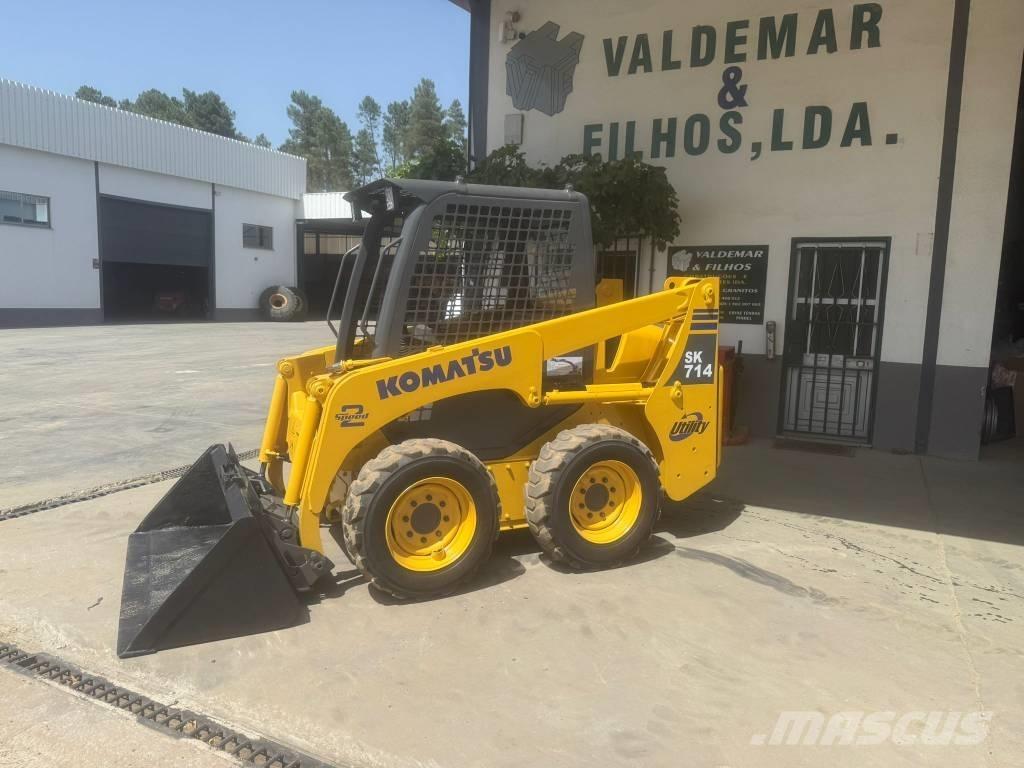 Komatsu SK 714 Ładowarki burtowe