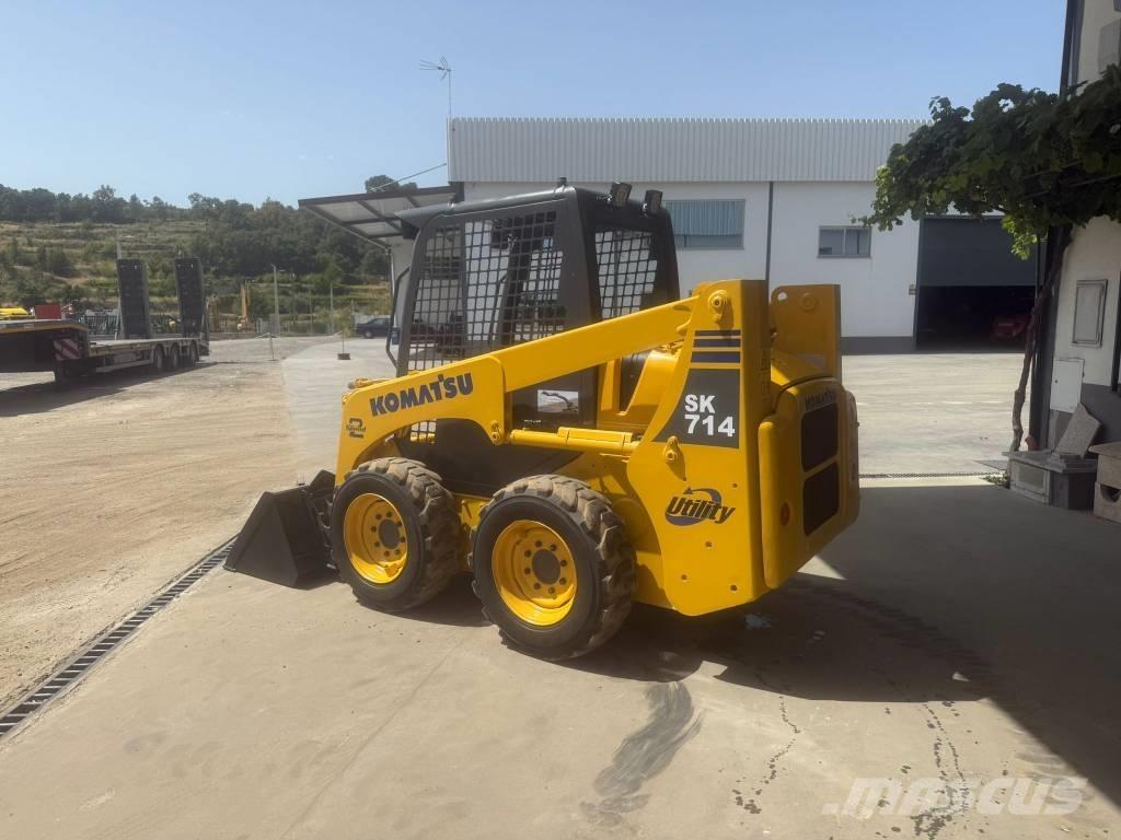 Komatsu SK 714 Ładowarki burtowe