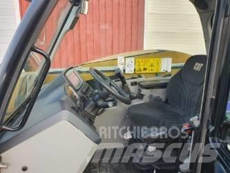 CAT TH306D Ładowarki rolnicze