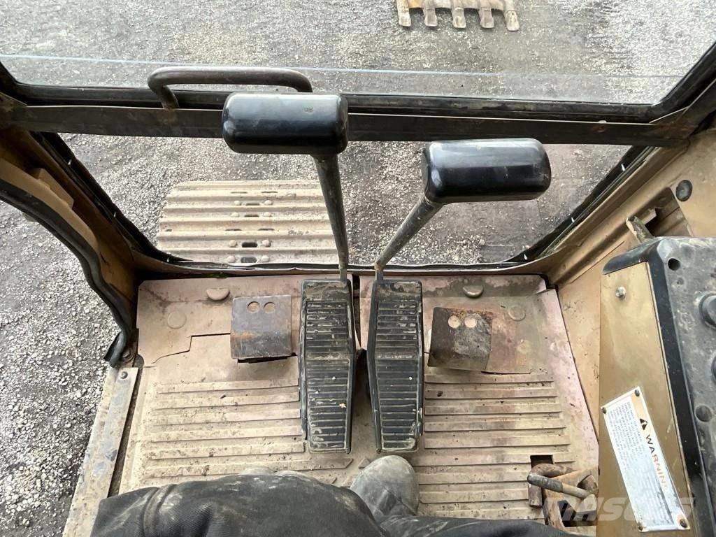 CAT E 120 B Koparki gąsienicowe