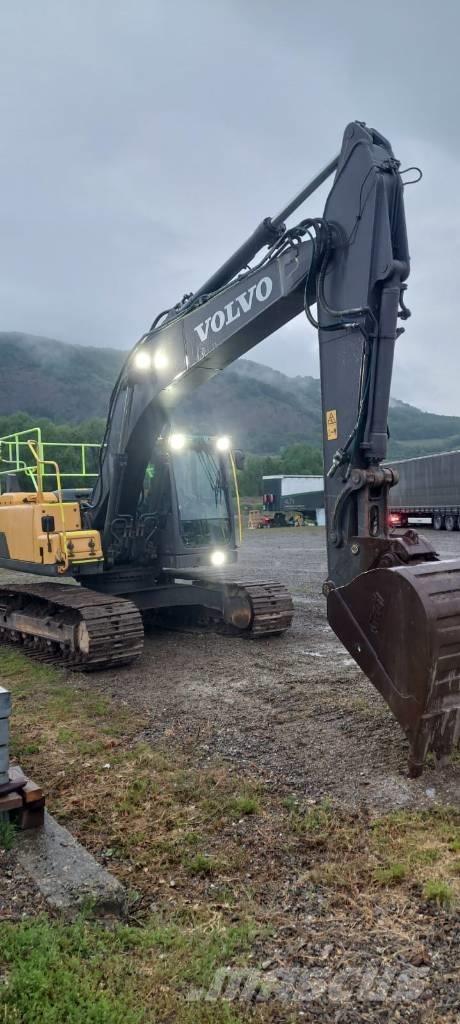 Volvo EC 220 DL Koparki gąsienicowe