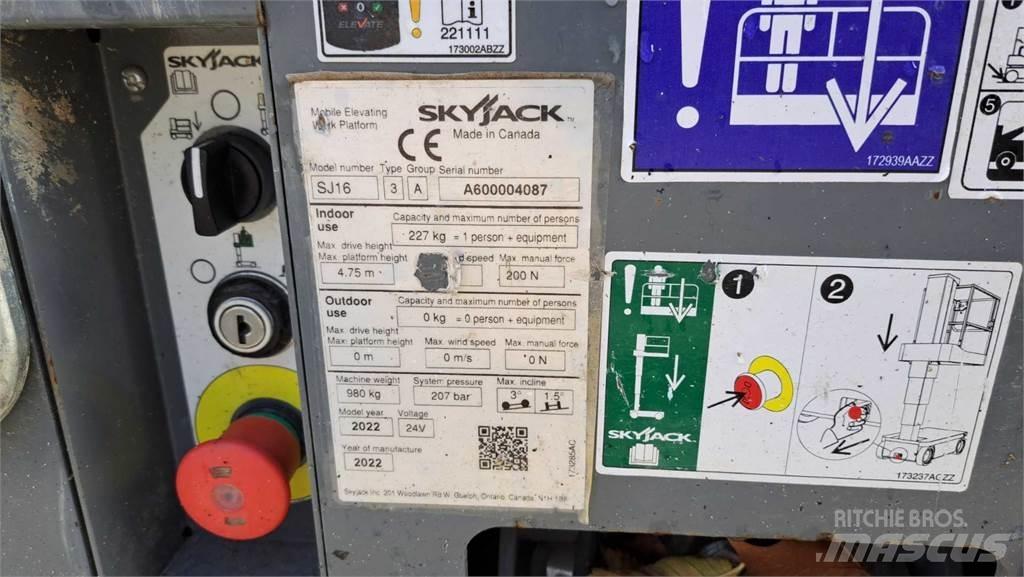 SkyJack SJ16 Inne podnośniki