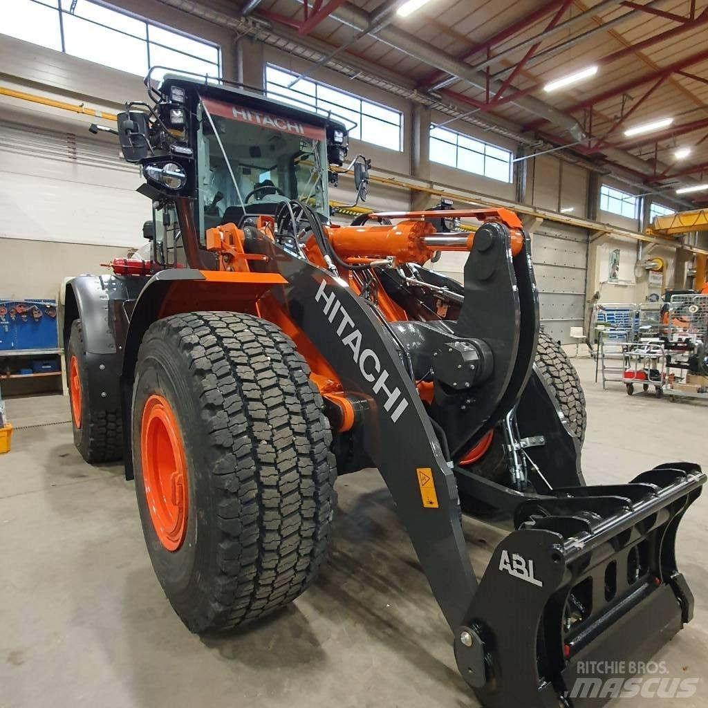 Hitachi ZW220-7 Ładowarki kołowe