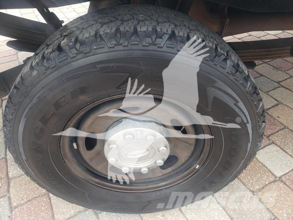 Ford F250 SD Maszyny budowlane - Inne