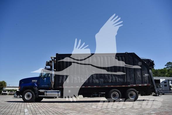 Mack CL733 Maszyny budowlane - Inne