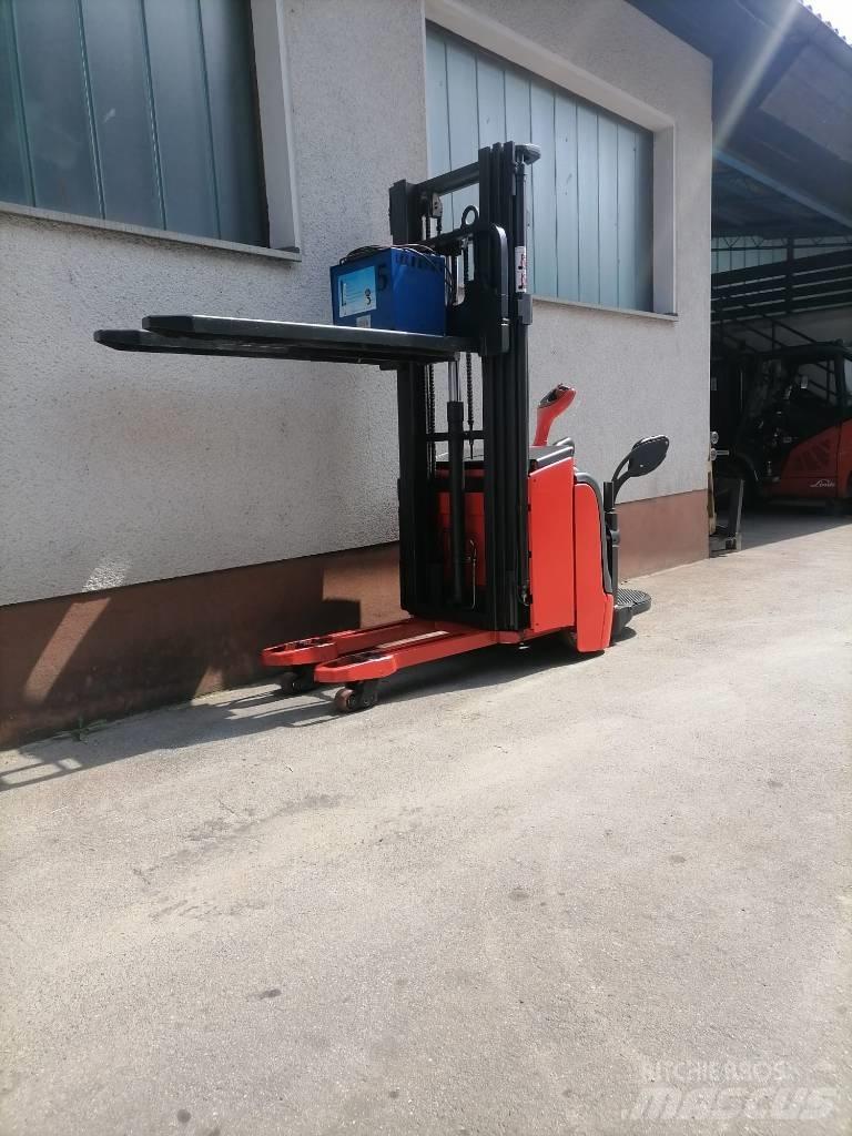 Linde L16i-AP-372 Wózki widłowe unoszące z platformą dla operatora
