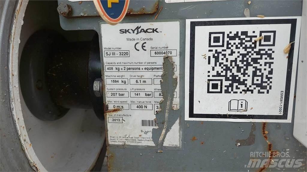SkyJack SJIII3220 Podnośniki nożycowe