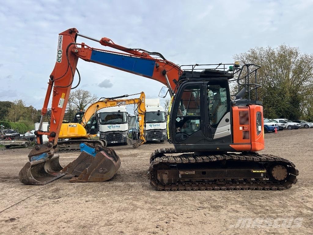 Hitachi ZX 135 US-6 Koparki gąsienicowe