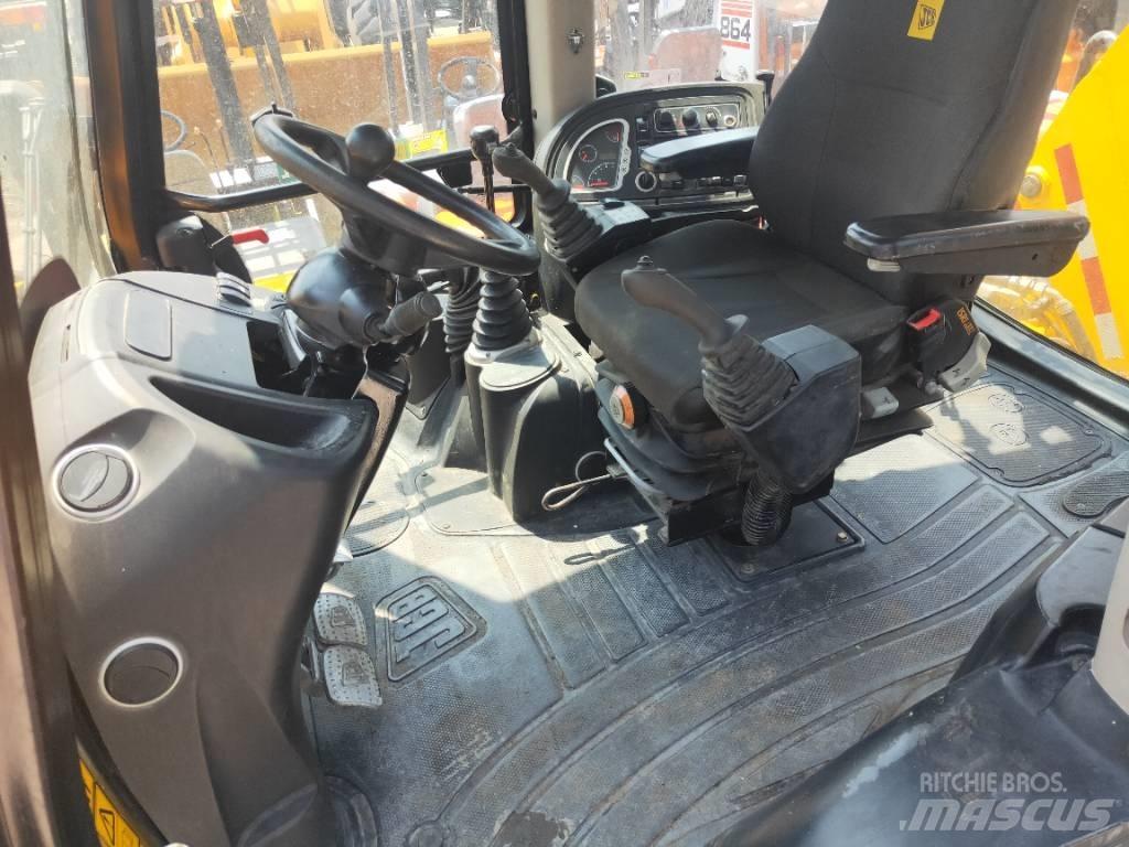 JCB 4CX Koparko-ładowarki