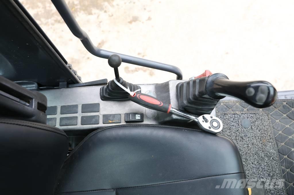 Doosan DX 75-9 C Minikoparki