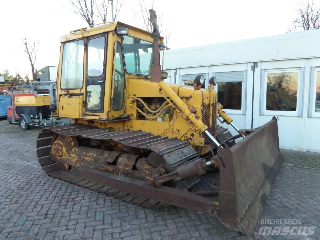 CAT D 4 E Spycharki gąsienicowe